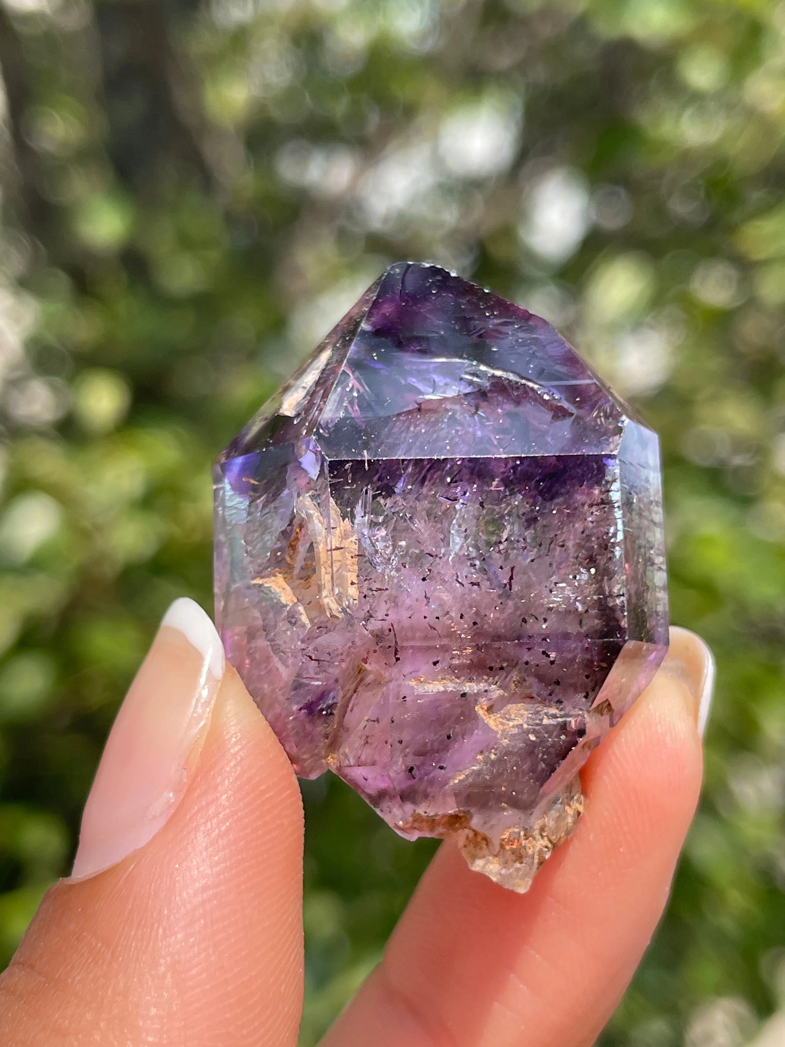 35 Pieces Shangaan Amethyst Wholesale flat from Chibuku Mine, Zimbabwe (820 g)