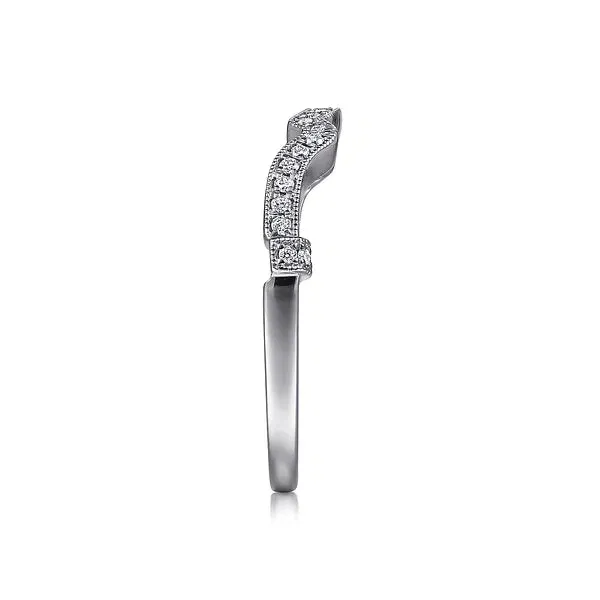 Cushion Cut Halo Enhancing Diamond Wedding Band