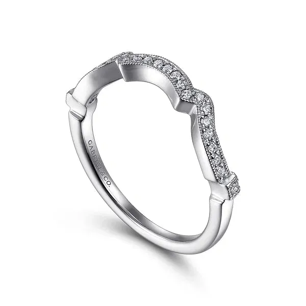 Cushion Cut Halo Enhancing Diamond Wedding Band